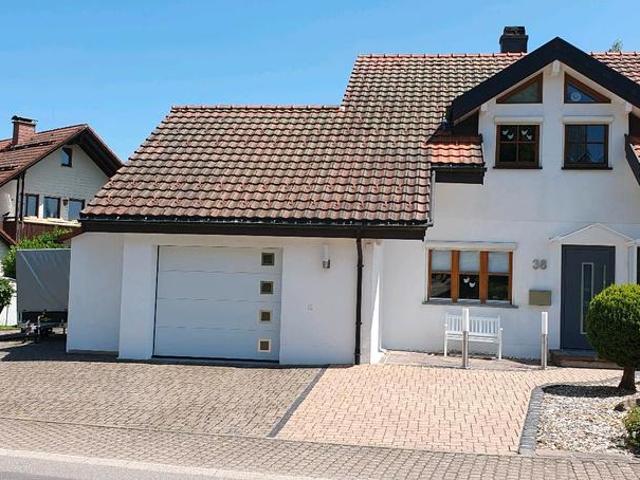 Gepflegte Doppelhaushälfte in Görwihl auch Vermietung möglich!