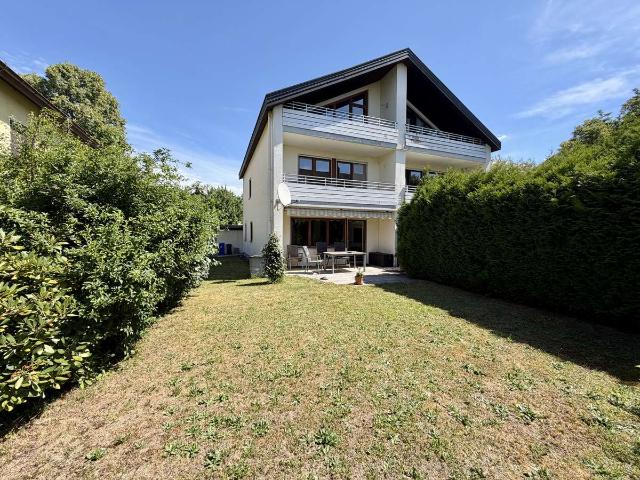 Gepflegte Doppelhaushälfte mit 4,5 Zimmern und Garage in Bodolz