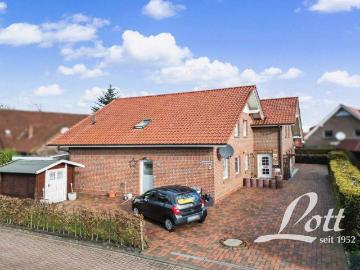 Gepflegte Doppelhaushälfte mit Carport in beliebter Wohnlage in Edewecht Portsloge