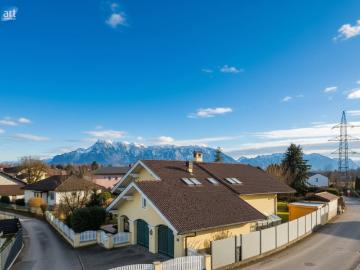 Gepflegte Doppelhaushälfte mit Garten & Doppel Carport Siezenheim