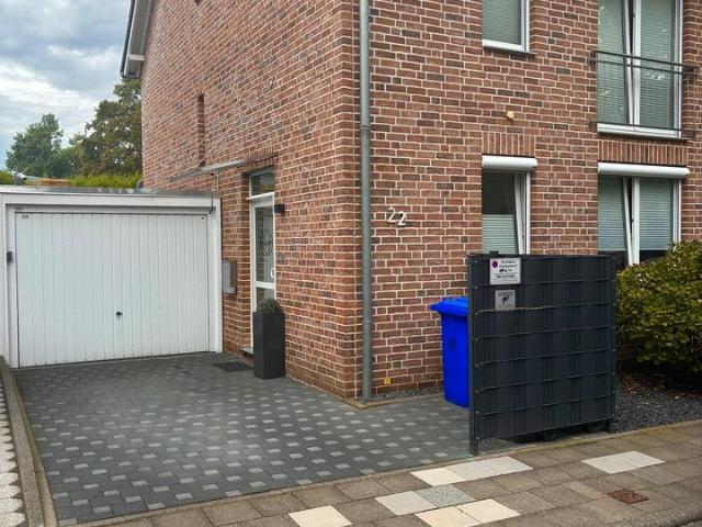 Gepflegte Doppelhaushälfte mit Garten, Garage & Stellplatz