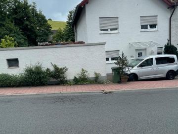 Gepflegte Doppelhaushälfte mit Einliegerwohnung