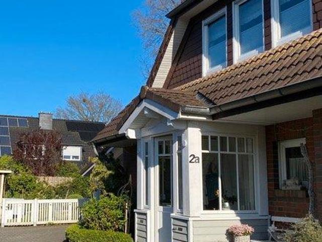 Gepflegte Doppelhaushälfte mit Wintergarten & Pavillon in Bokel