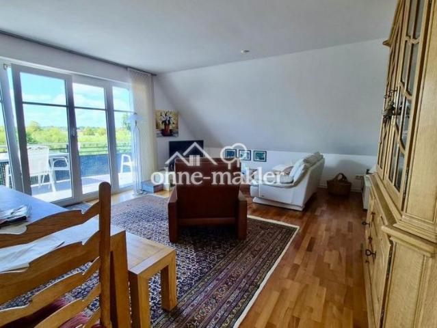Gepflegte Dachgeschosswohnung mit Mainblick