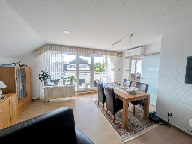 Gepflegte Eigentumswohnung 3 Zimmer mit Garage
