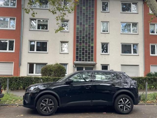 Gepflegte Eigentumswohnung im 1. Obergeschoss mit Balkon in Köln