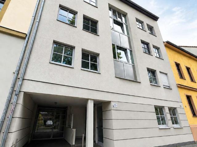 Gepflegte Eigentumswohnung im Erdgeschoss mit Stellplatz und Keller in Halle Saale