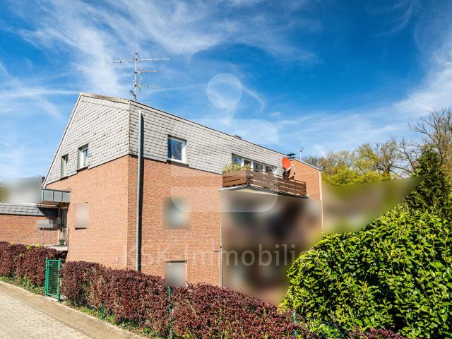 Gepflegte Eigentumswohnung mit Balkon und Stellplatz in Siegburg Wolsdorf!
