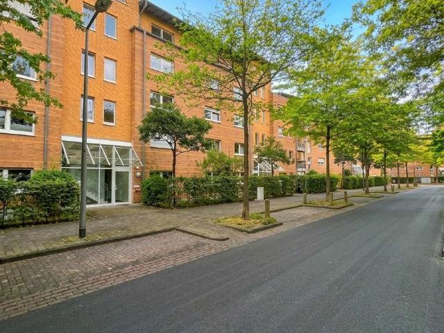 Gepflegte Etagenwohnung zur Miete mit Balkon in Köln Mülheim Wentzel Dr