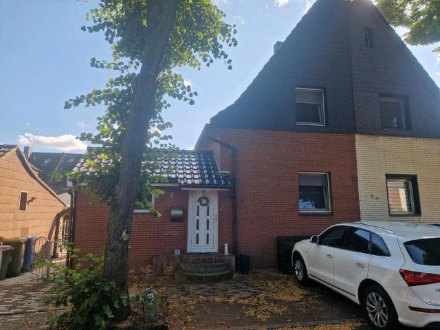 Gepflegte Haushällfte mit Garten in ruhiger Lage Sterkrade Nord