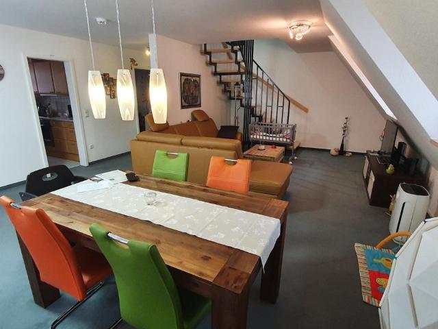 Gepflegte, helle 3 Zi. Maisonette Wohnung, Nördlingen Innenstadt