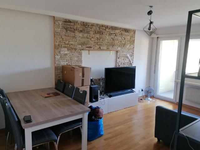 Gepflegte helle 2 Zimmerwohnung