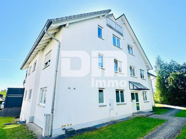 R eserviert!Gepflegte Maisonette Wohnung mit Studio 2x Balkon und PKW Stellplatz