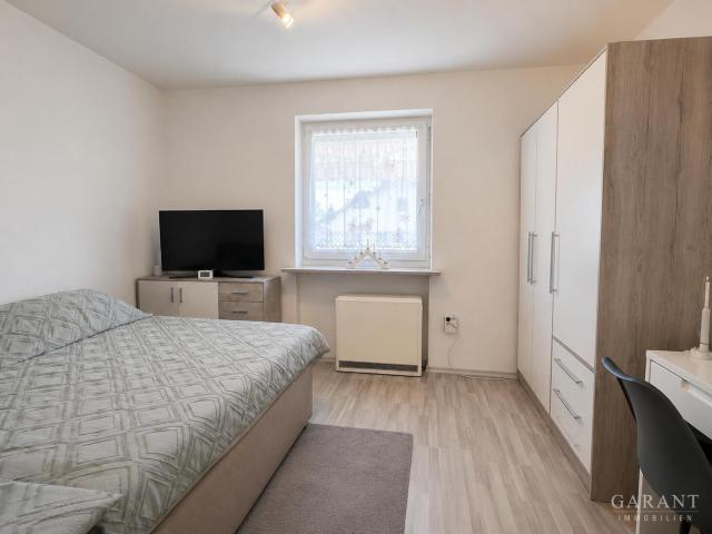 Gepflegte & renovierte 3 Zimmer Wohnung mit Süd/West Balkon in ruhiger Lage von Altdorf