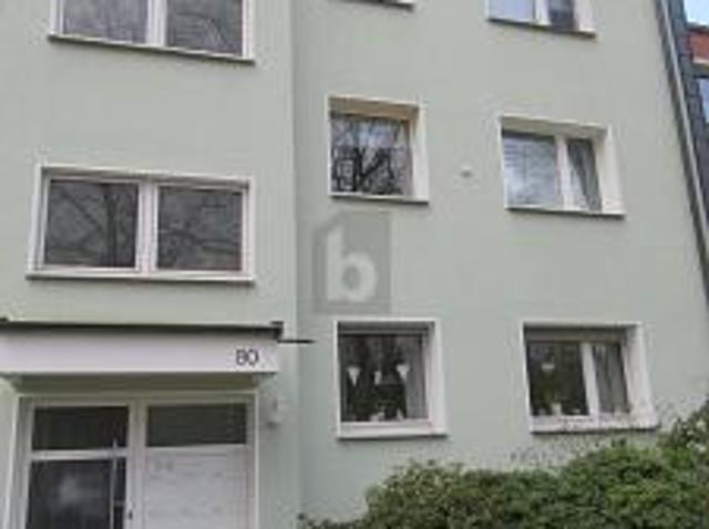 GEPFLEGTE WOHNANLAGE MIT BALKON UND STELLPLATZ