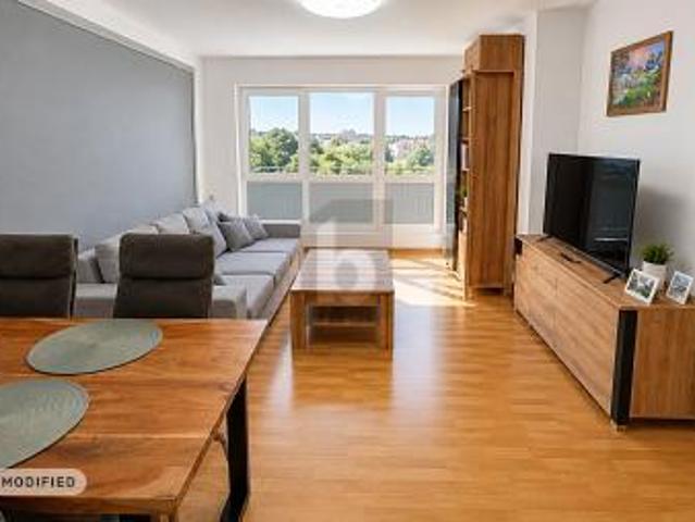 GEPFLEGTE WOHNUNG MIT BALKON UND TG STELLPLATZ