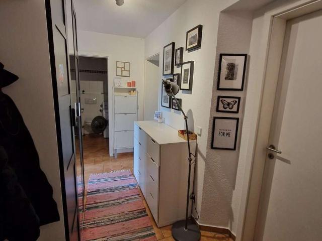 Gepflegte Wohnung mit modernem Bad und großzügigem Flur – individuell gestaltbar
