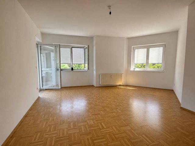 Gepflegte Wohnung mit Südbalkon und vielseitiger Nutzung!