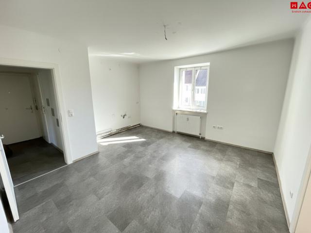 gepflegte und wunderschöne 3 zimmer wohnung!
