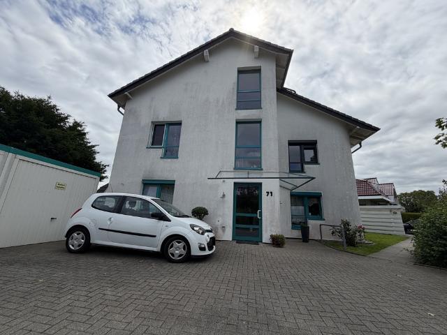 Gepflegte, vermietete Eigentumswohnung mit Balkon und Garage in zentrumsnaher Lage