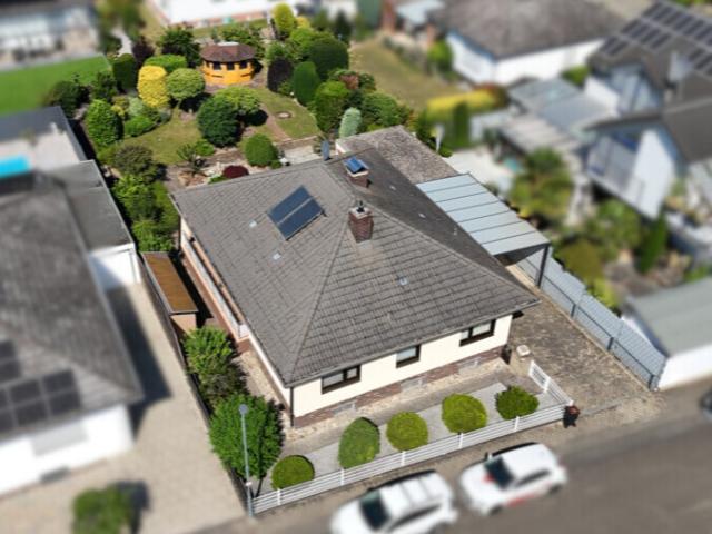 Gepflegter Bungalow mit weitläufigem Garten in beliebter Lage von Dannstadt Schauernheim