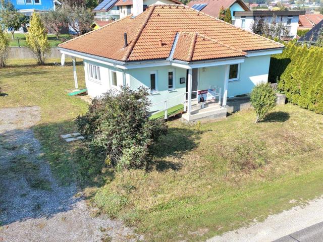 Gepflegter Bungalow in sonniger Ruhelage mit schönem Ausblick!