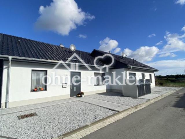 Gepflegter sowie moderner Bungalow mit Terrasse und Garage in Luckau