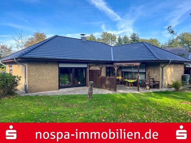 Reserviert: Gepflegter Winkelbungalow mit Südwest Terrasse und massiver Garage in Drelsdorf