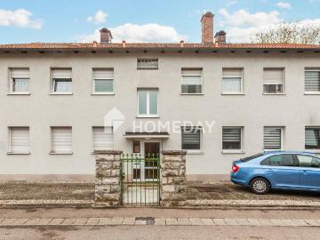 Gepflegtes Mehrfamilienhaus mit 4 Einheiten, großem Grundstück & stabilen Mieteinnahmen