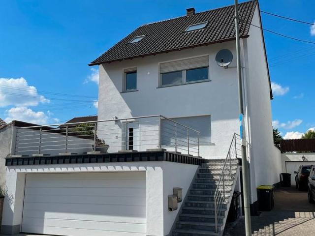 Gepflegtes Mehrfamilienhaus | Voll vermietet | Ausbaupotenzial