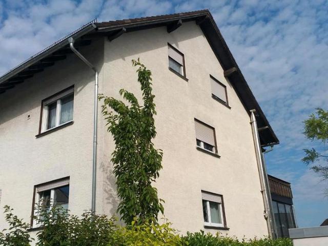 Gepflegtes Mehrfamilienhaus zu verkaufen