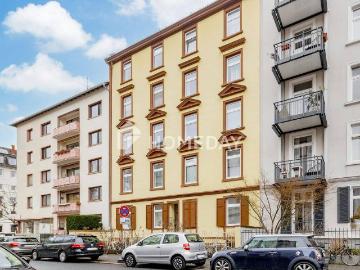Gepflegtes Altbau MFH mit 10 WE und Ausbaureserve in Frankfurt Bornheim