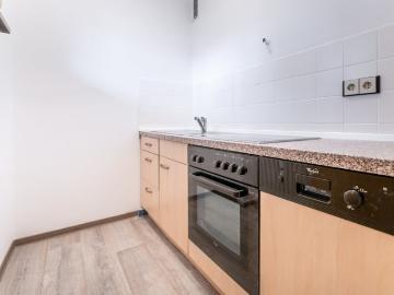 Gepflegtes Apartment mit überdachtem Westbalkon in SR SÜD
