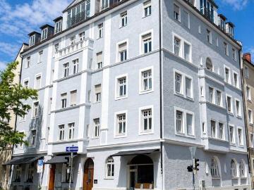 Gepflegtes, denkmalgeschütztes Wohn und Geschäftshaus Bereits gemäß WEG aufgeteilt
