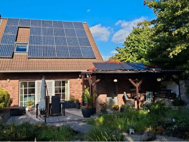 gepflegtes EFH mit Terrasse und Photovoltaikanlage Provisionsfrei