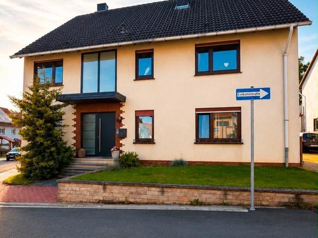 Gepflegtes Ein Zweifamilienhaus PROVISIONSFREI
