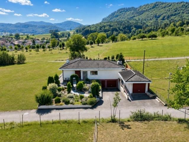 gepflegtes Einfamilienhaus an einmaliger Lage