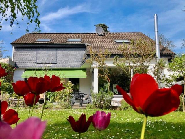 Gepflegtes Einfamilienhaus – DüsseldorfUrdenbacher Kämpen
