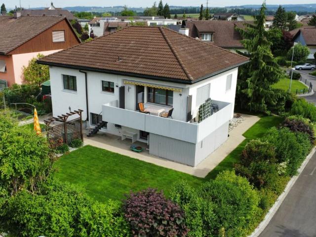 Gepflegtes Einfamilienhaus im Herzen von Islikon