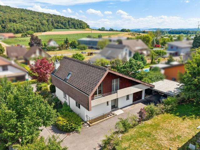 Gepflegtes Einfamilienhaus in ruhigem Wohnquartier in Gals BE