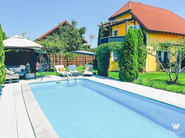 Gepflegtes Einfamilienhaus mit beheizbarem Pool, Wintergarten, Klimaanlage & Gartenidylle I Nähe Zentrum Gänserndorf