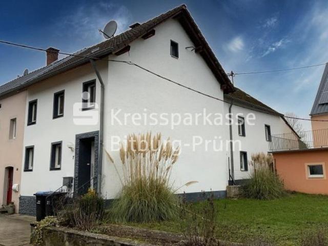 gepflegtes Einfamilienhaus mit Garten