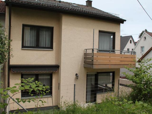 Gepflegtes Einfamilienhaus mit Einlagerwohnung