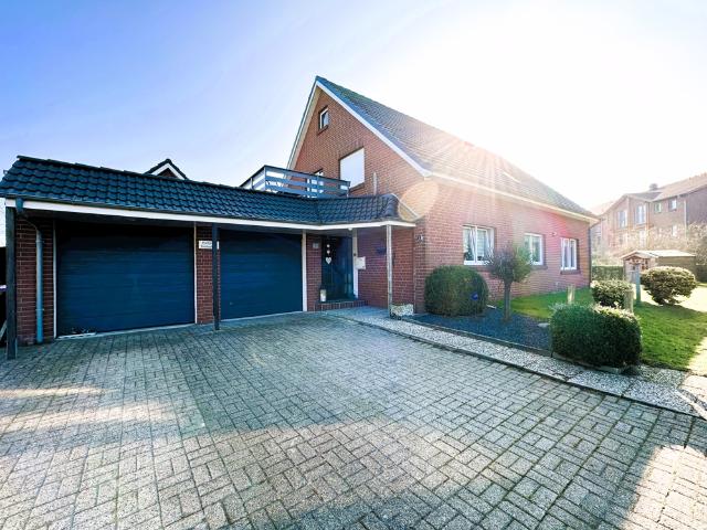 Gepflegtes Einfamilienhaus mit Einliegerwohnung in Hooksiel