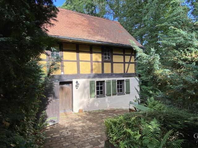 Gepflegtes Einfamilienhaus mit Fachwerk in schöner Lage und guter Verkehrsanbindung