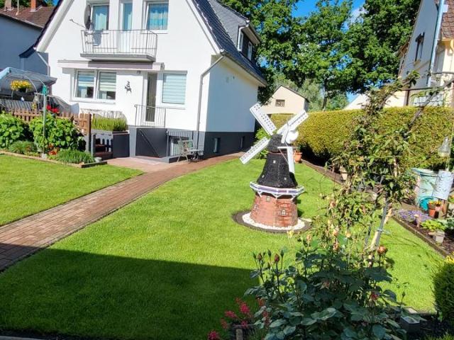 Gepflegtes Einfamilienhaus mit Sauna und traumhaftem Garten