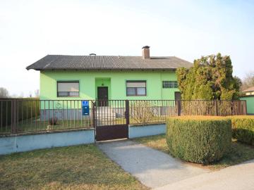 Gepflegtes Einfamilienhaus mit Wintergarten, Garage und Alarmanlage