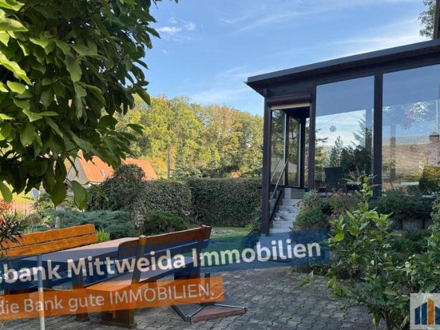 Gepflegtes Einfamilienhaus mit Wintergarten und Grundstück!
