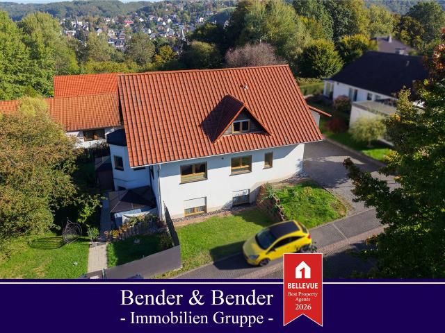 Gepflegtes Einfamilienhaus mit vermieteter ELW auf Erbpachtgrundstück in Randlage von Windeck Rosbach!