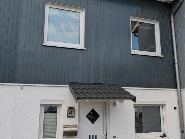 Gepflegtes Reihenmittelhaus